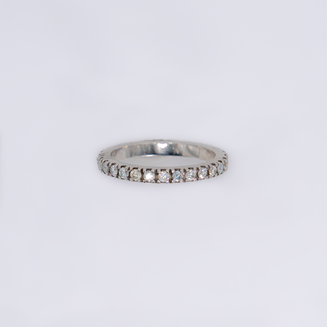 Anillo Cintillo de Diamantes
